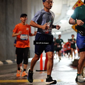Runner Photo 7743795