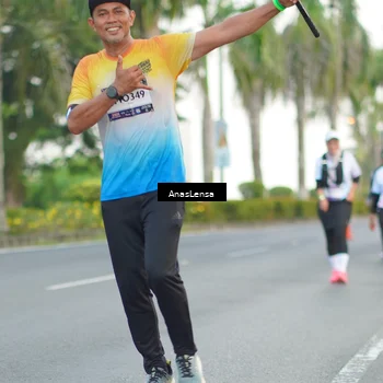 Runner Photo 7743832