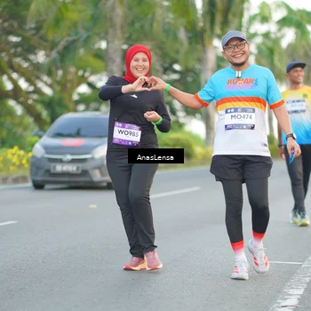Runner Photo 7743834