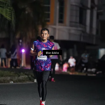 Runner Photo 7743854