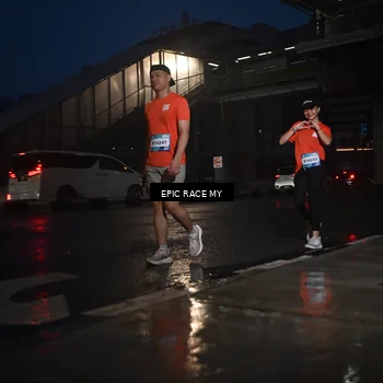 Runner Photo 7743855