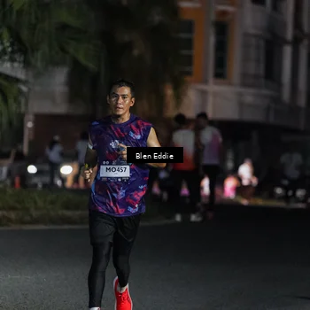 Runner Photo 7743868