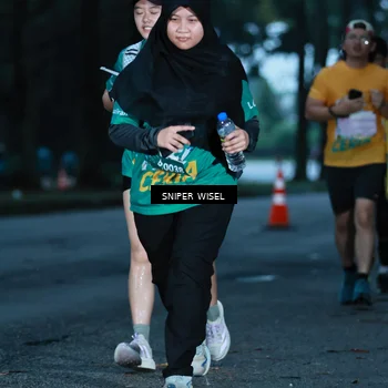 Runner Photo 7743872