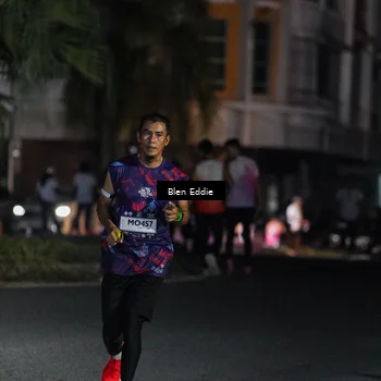 Runner Photo 7743873