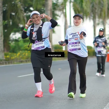 Runner Photo 7743892