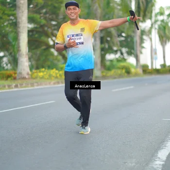 Runner Photo 7743894