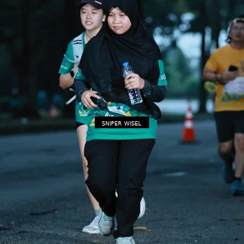 Runner Photo 7743914