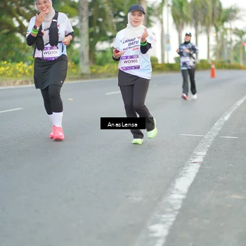 Runner Photo 7743916