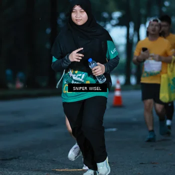 Runner Photo 7743928