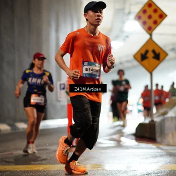Runner Photo 7743929