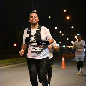 Runner Photo 7743934