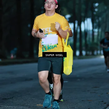 Runner Photo 7743939