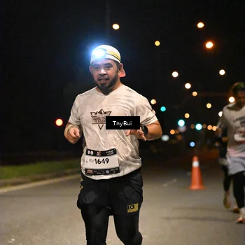 Runner Photo 7743946