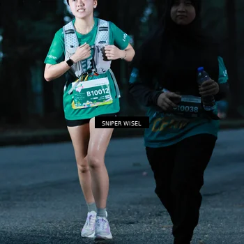Runner Photo 7743951
