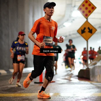 Runner Photo 7743957