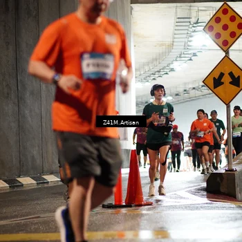 Runner Photo 7743965