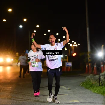 Runner Photo 7743967