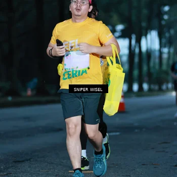 Runner Photo 7743977
