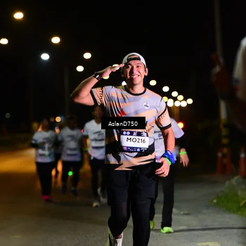 Runner Photo 7743981