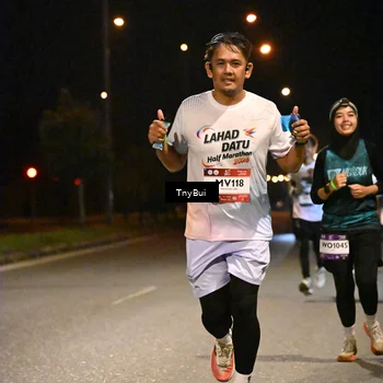 Runner Photo 7743985