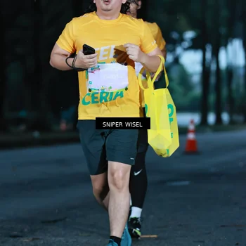 Runner Photo 7743990