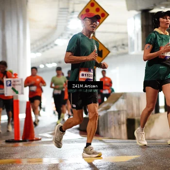 Runner Photo 7743994