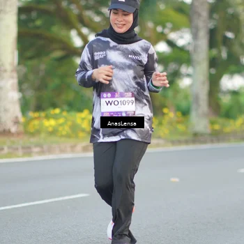 Runner Photo 7744010