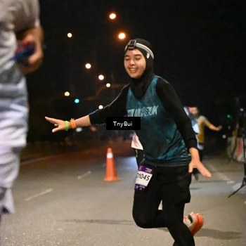 Runner Photo 7744015