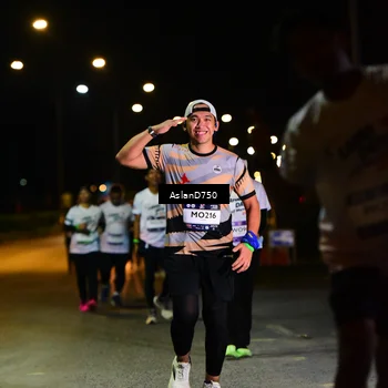 Runner Photo 7744019
