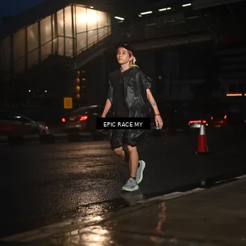 Runner Photo 7744042