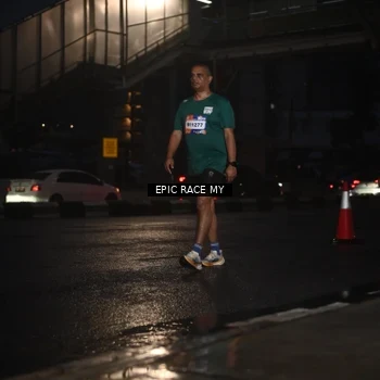 Runner Photo 7744043