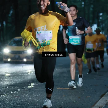 Runner Photo 7744046