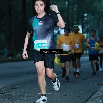 Runner Photo 7744047