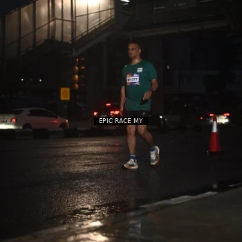 Runner Photo 7744052