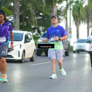 Runner Photo 7744066