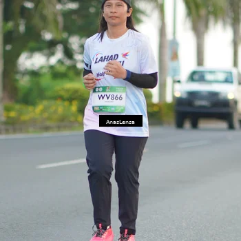 Runner Photo 7744074