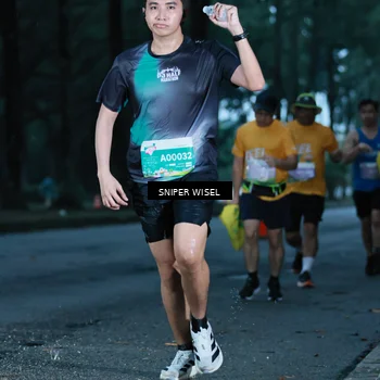 Runner Photo 7744080