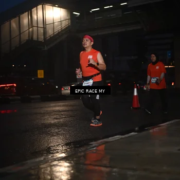 Runner Photo 7744086
