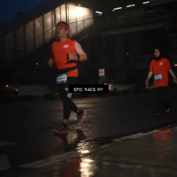 Runner Photo 7744098