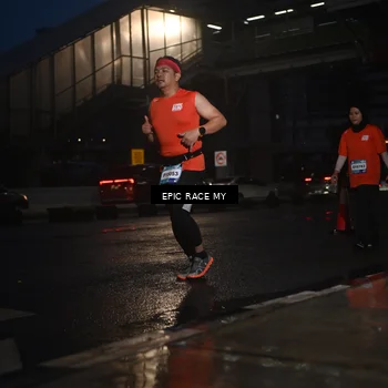 Runner Photo 7744099