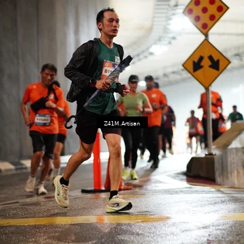Runner Photo 7744104