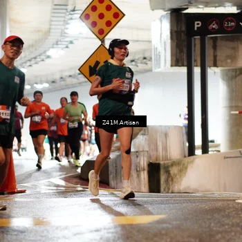 Runner Photo 7744109