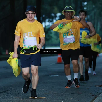 Runner Photo 7744125