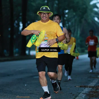 Runner Photo 7744142