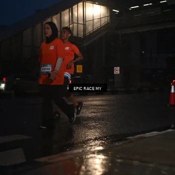 Runner Photo 7744150