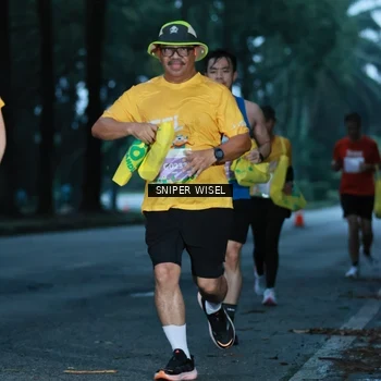 Runner Photo 7744153