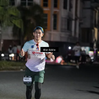 Runner Photo 7744165