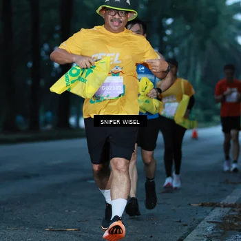 Runner Photo 7744169