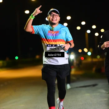 Runner Photo 7744171
