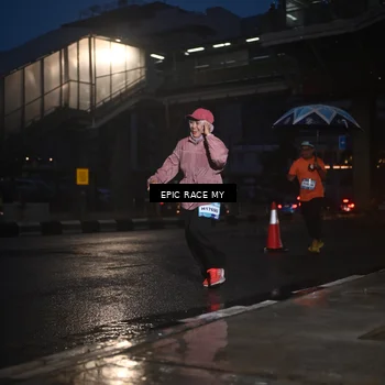 Runner Photo 7744176